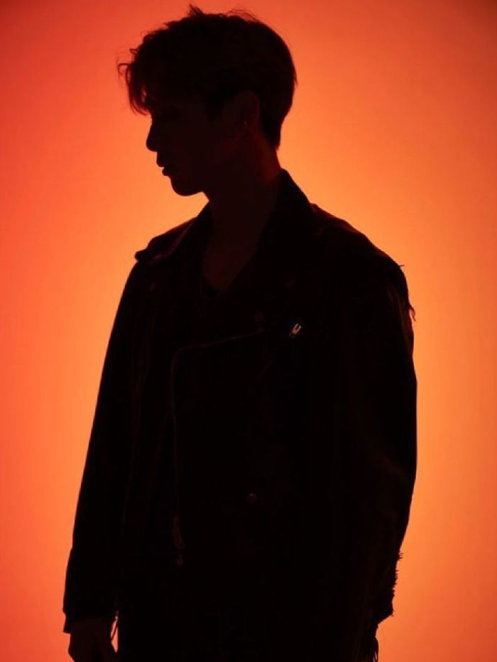 story-img