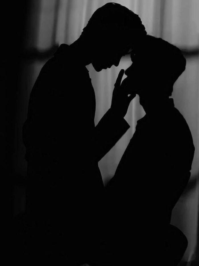 story-img