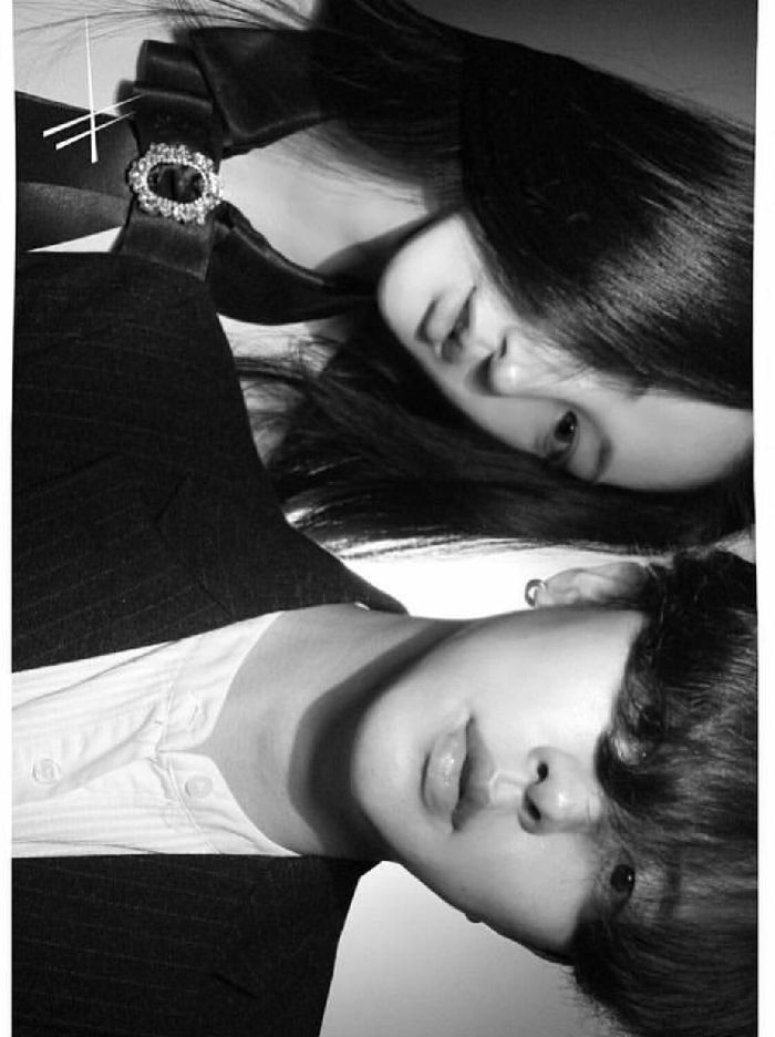 story-img
