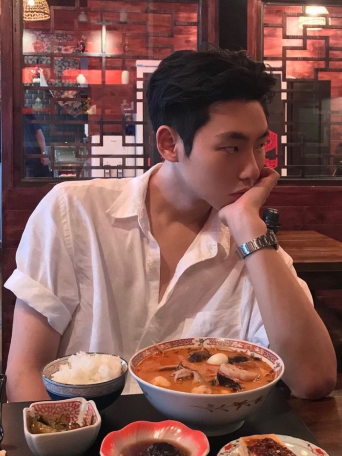 เเฟนคุณ CEO
