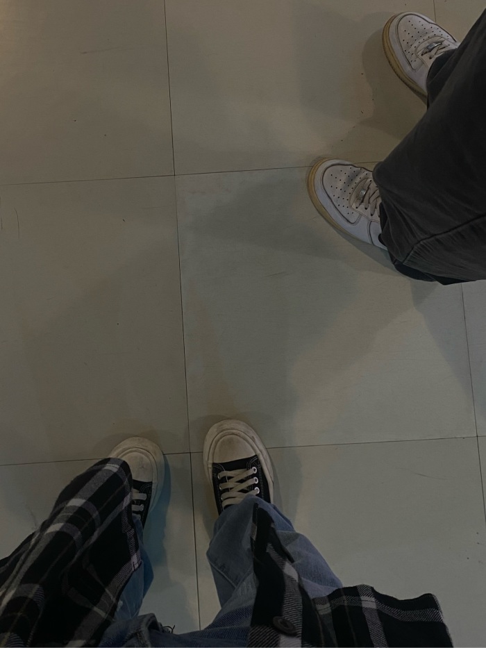 story-img