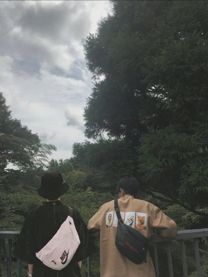story-img