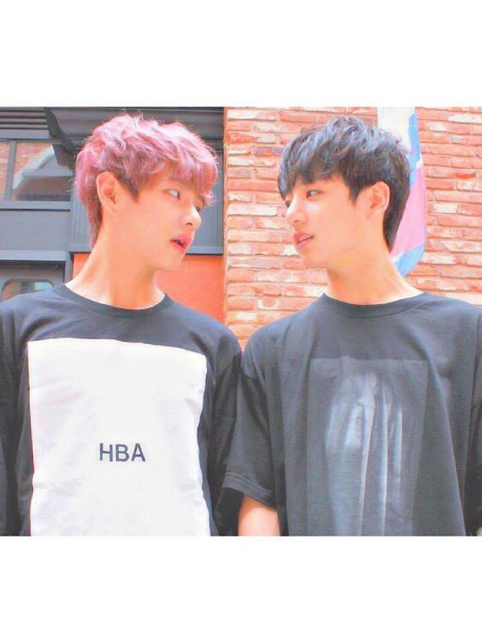 story-img