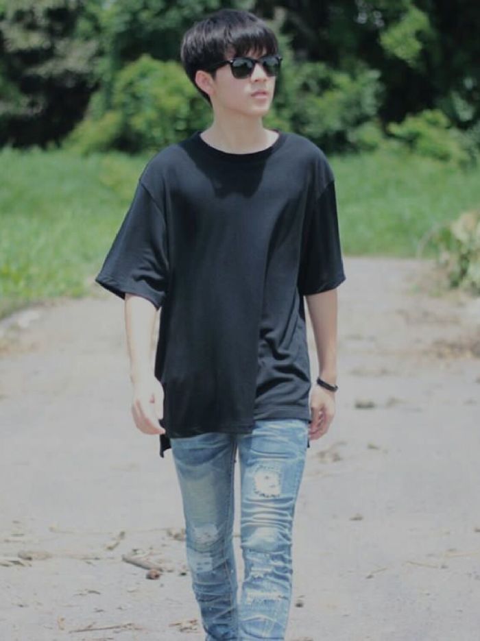 story-img