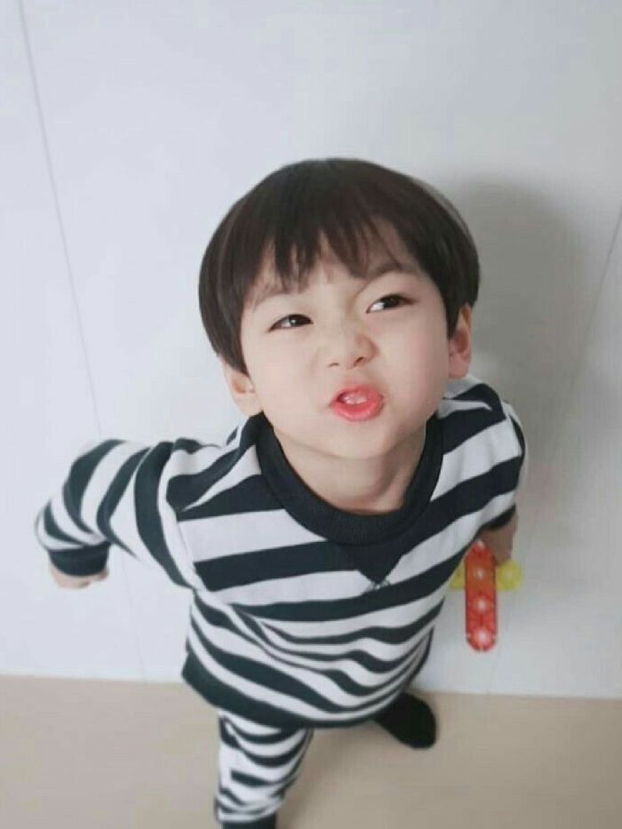 ลูกของคุณเรียกผมว่าไอ้โง่ KOOKV (1)