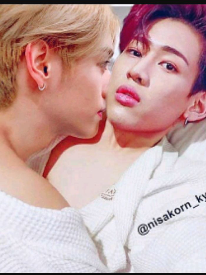 story-img