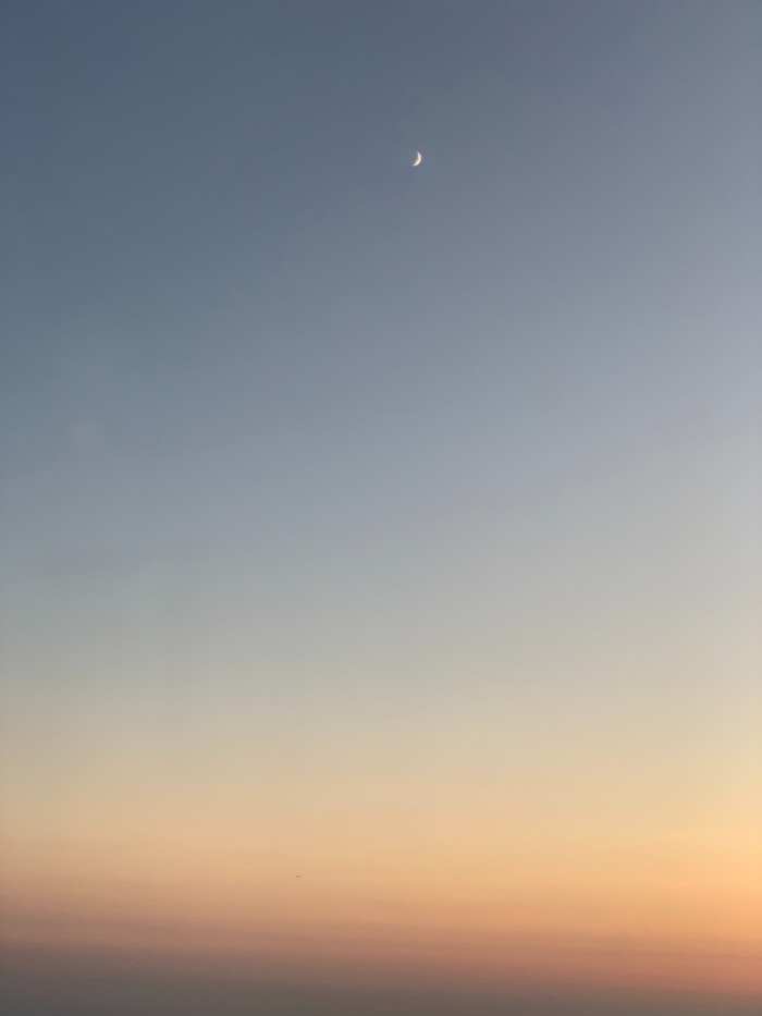 story-img