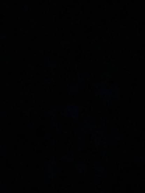 story-img