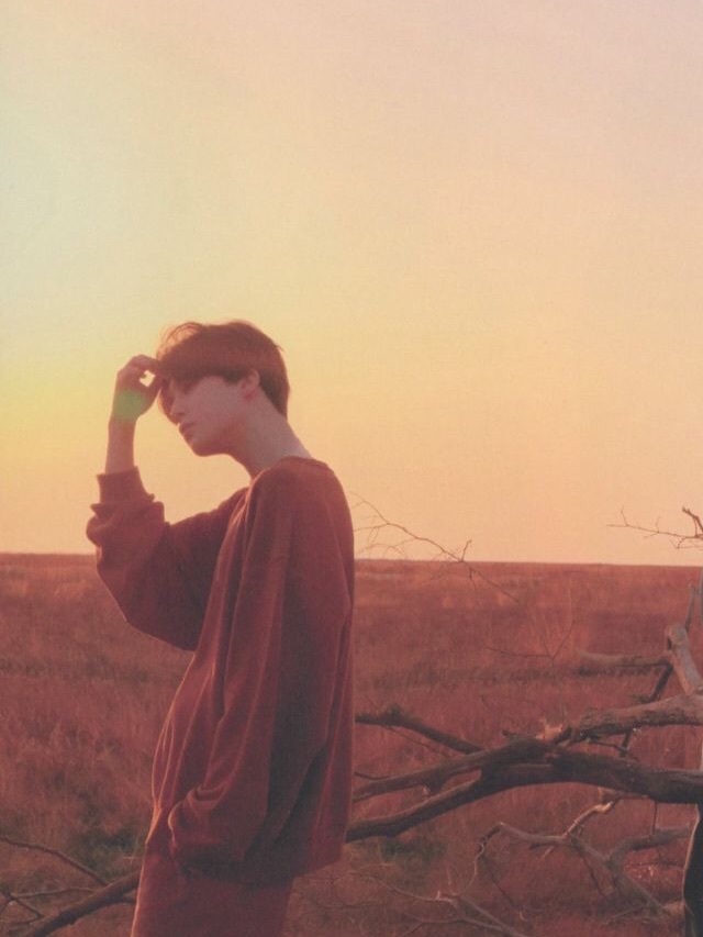 story-img