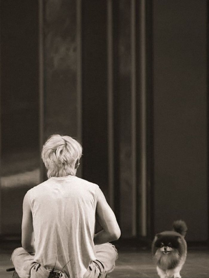 story-img