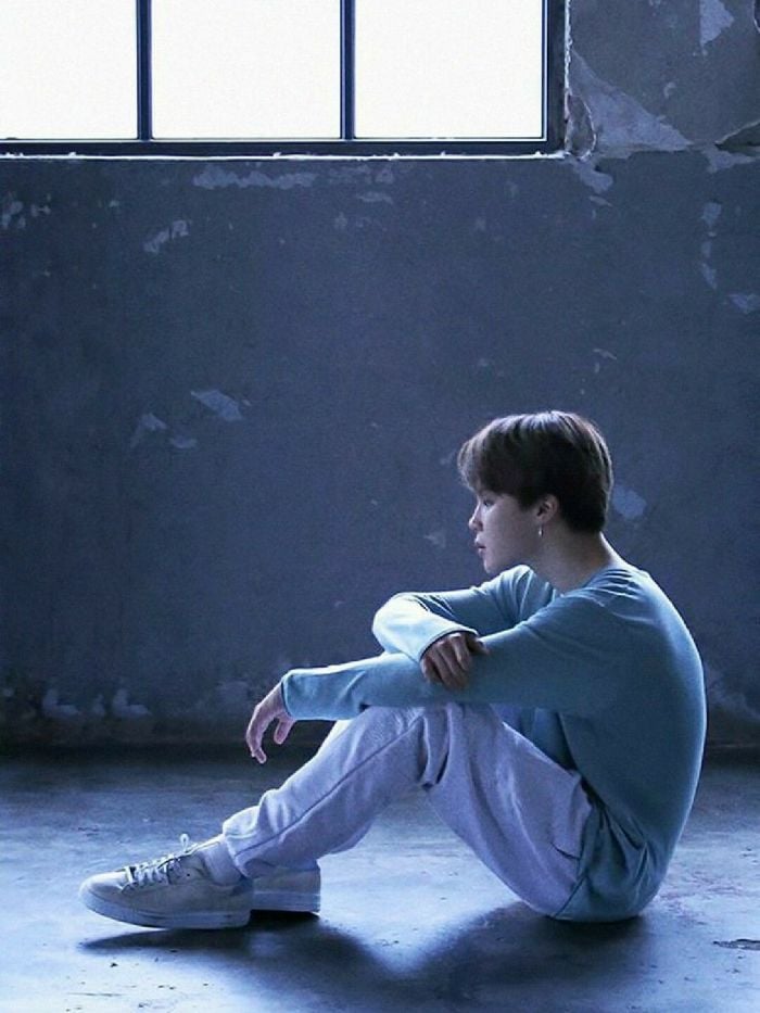 story-img