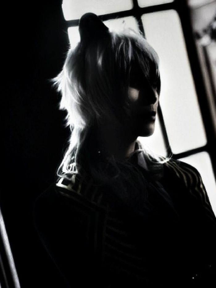 story-img