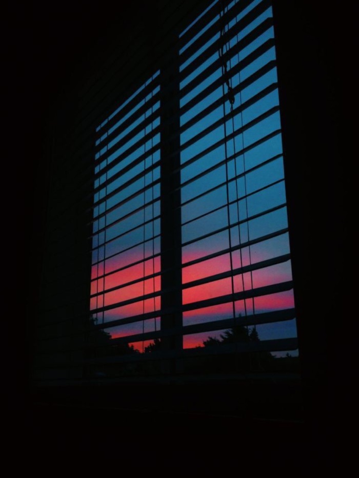 story-img