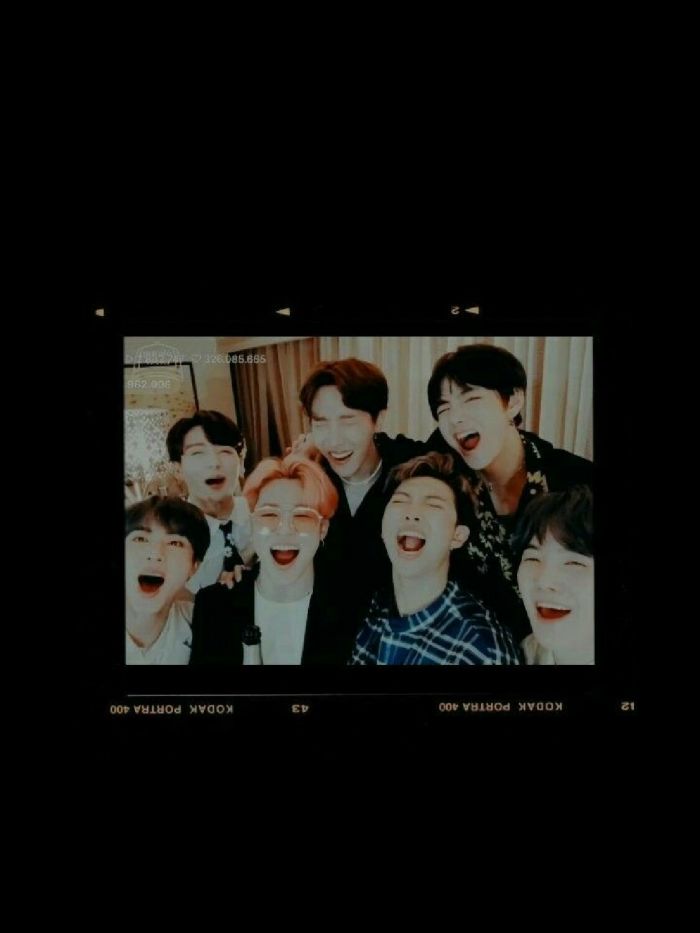 story-img