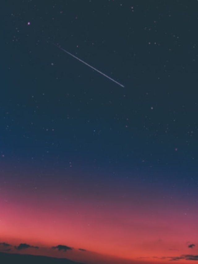 story-img