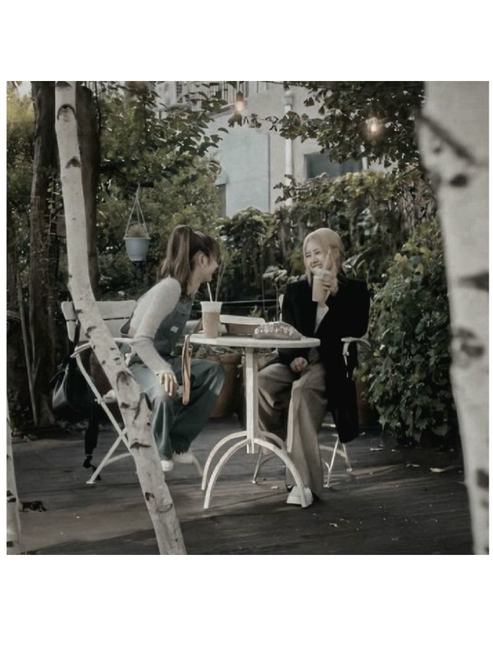 story-img