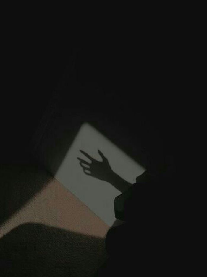 story-img