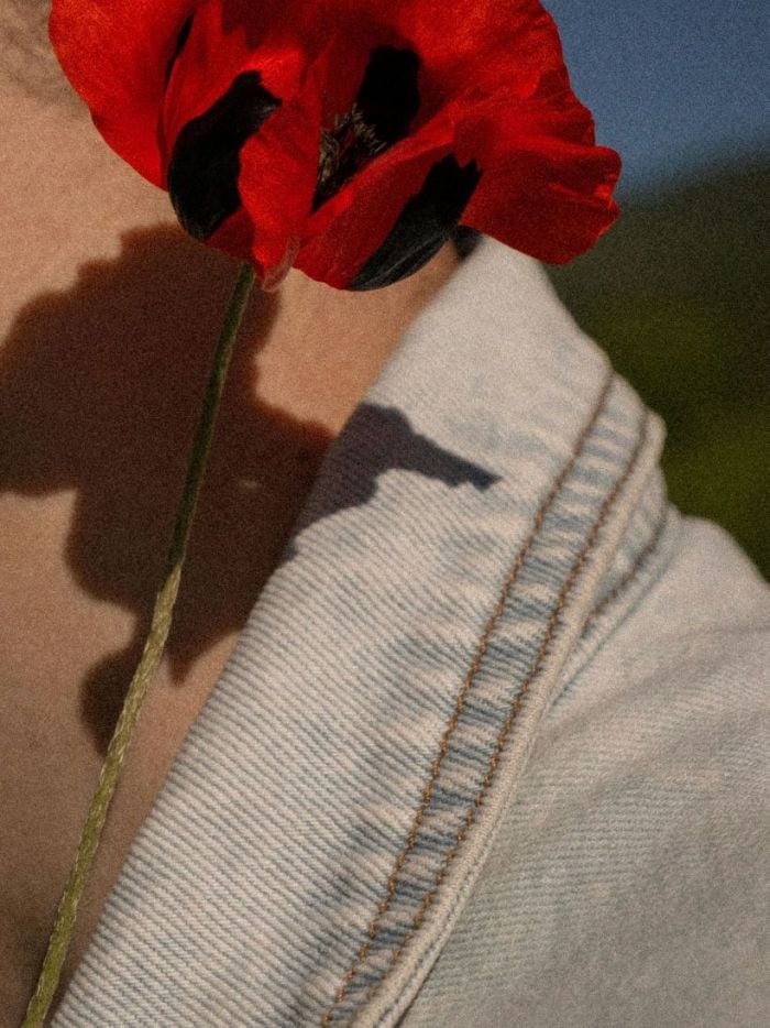 story-img