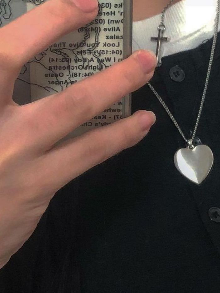 story-img
