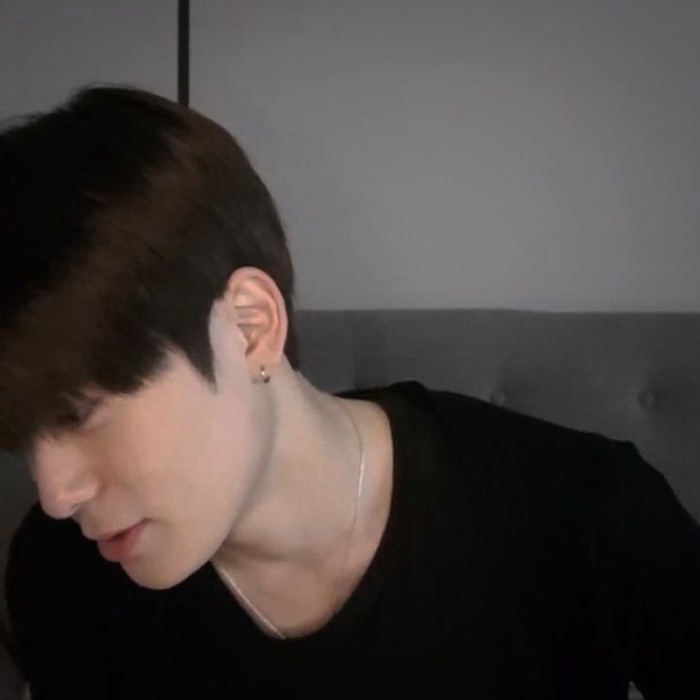 profile-image