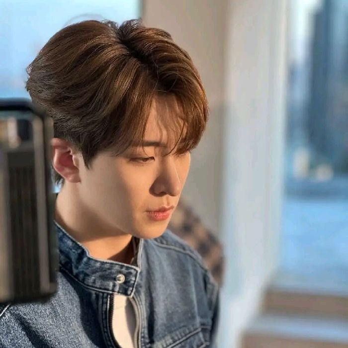 profile-image