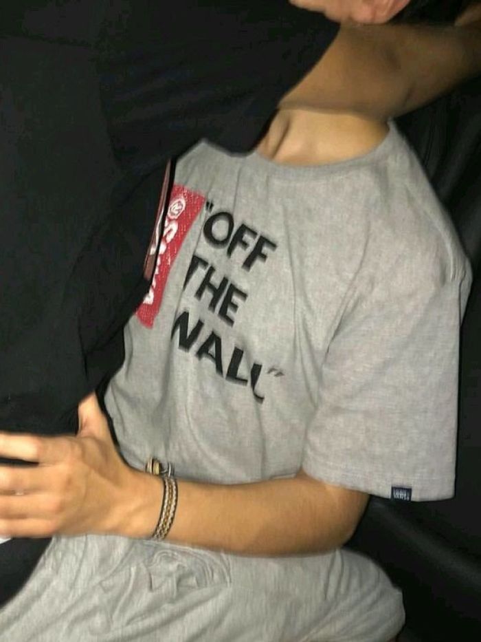 story-img