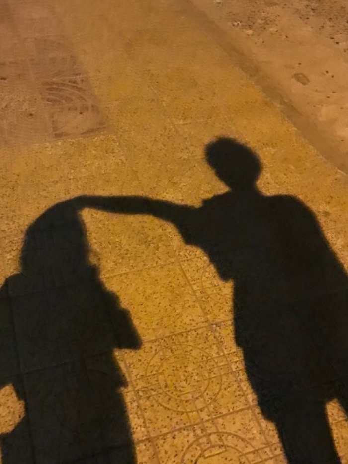 story-img