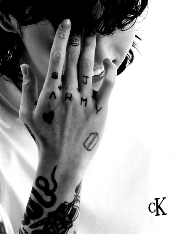 story-img