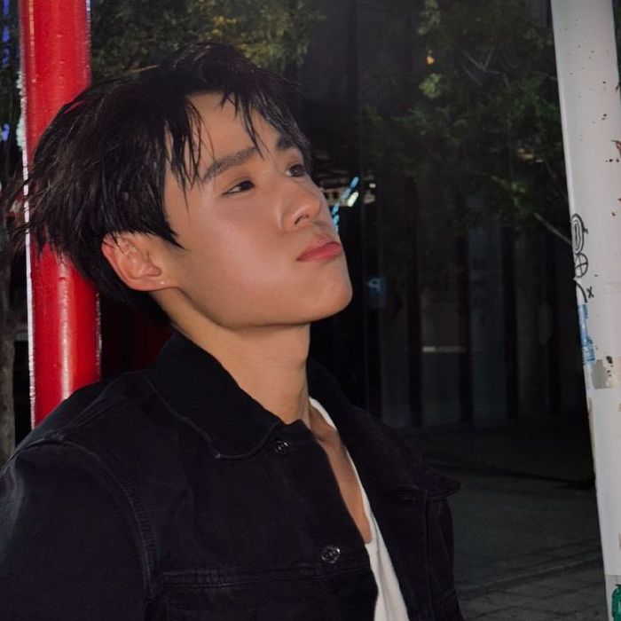 profile-image