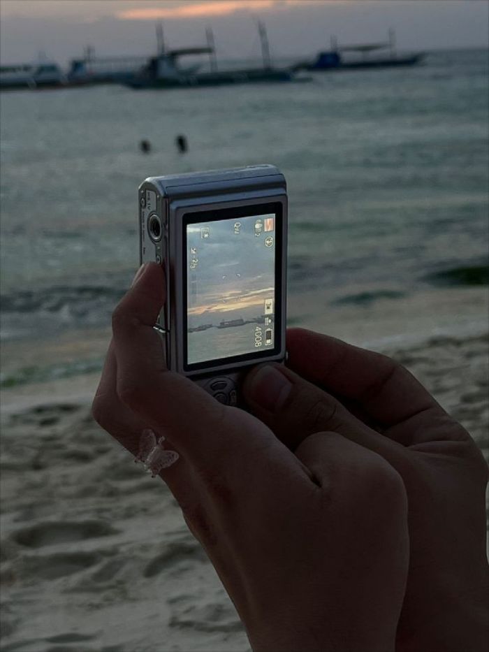 story-img