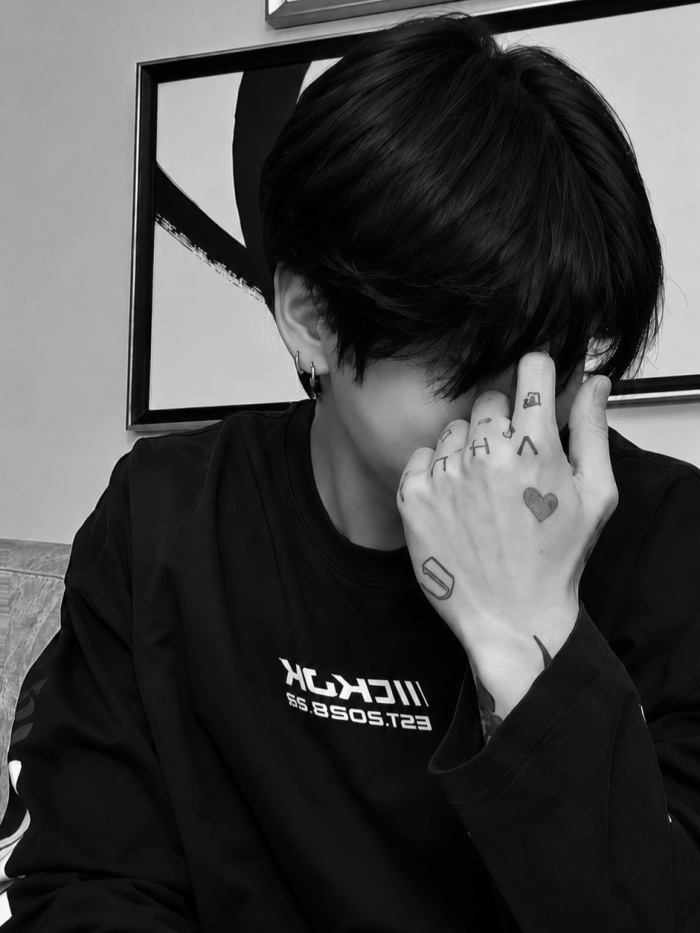 story-img