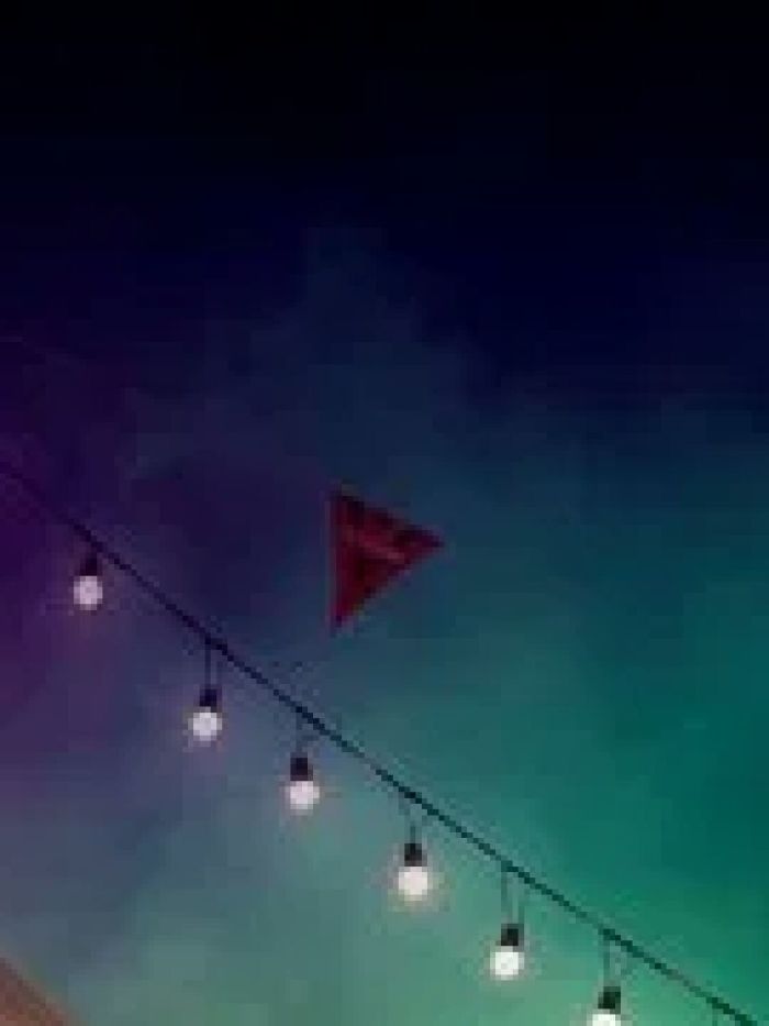 story-img