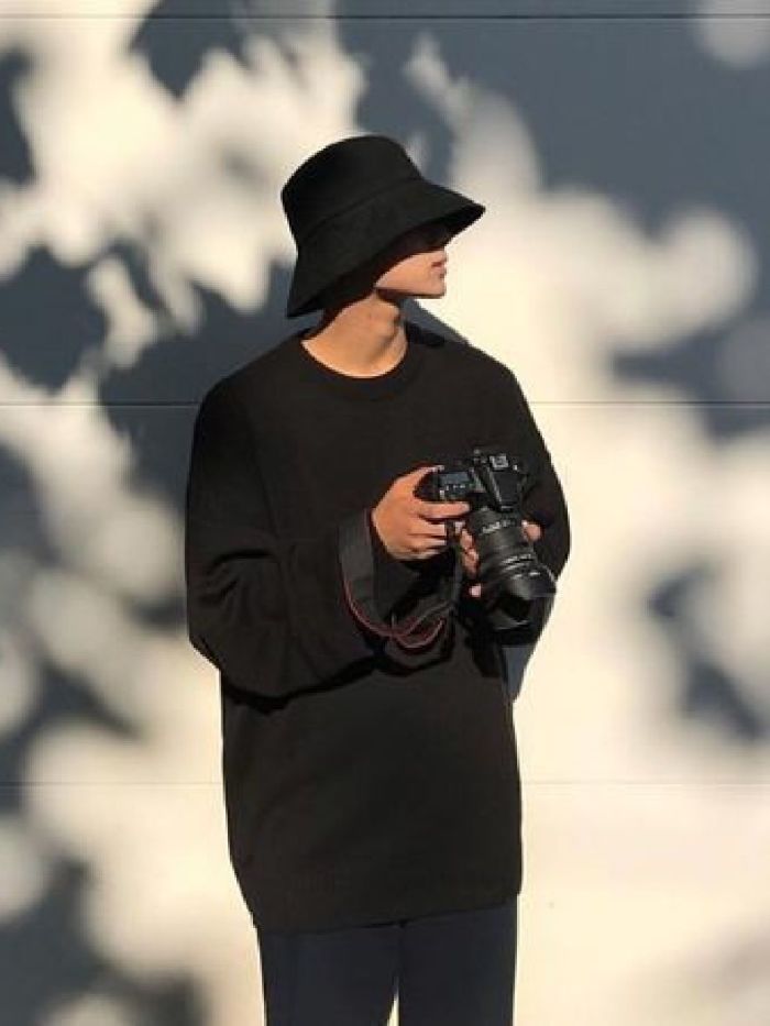 story-img