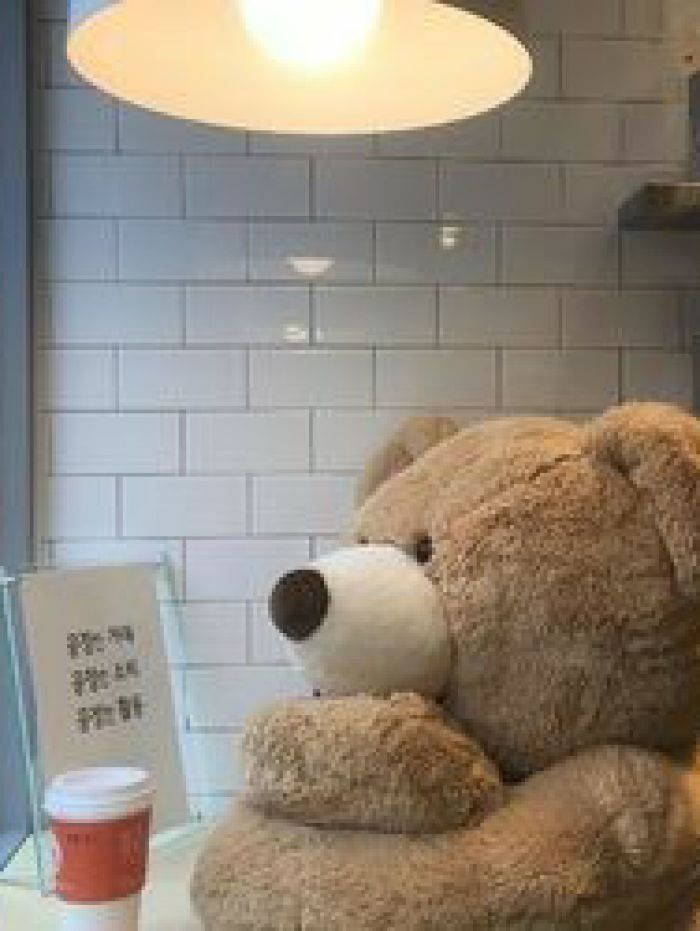 story-img