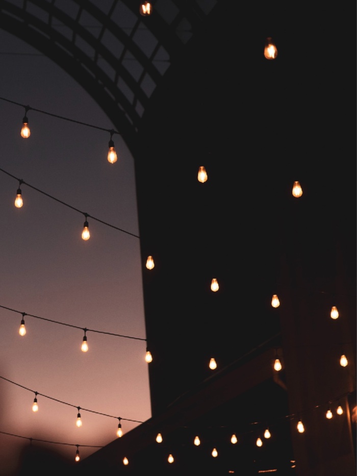 story-img