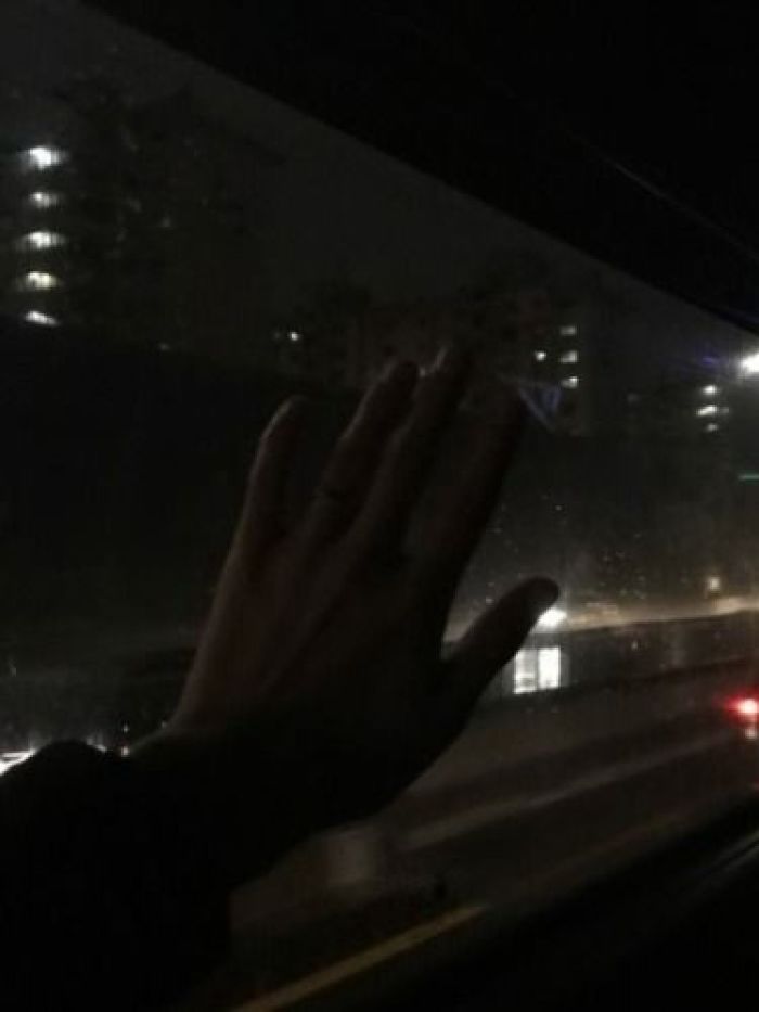 story-img