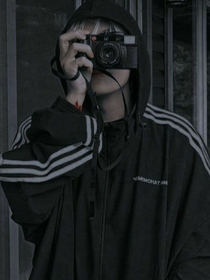 story-img