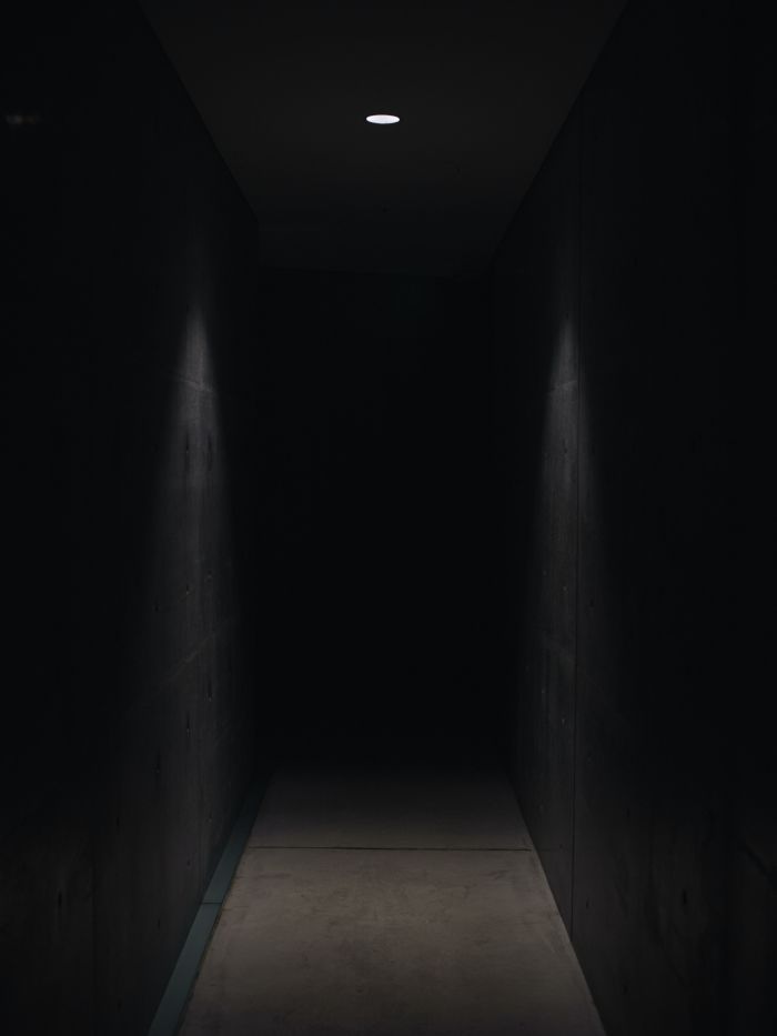 story-img