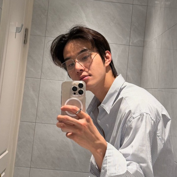 profile-image