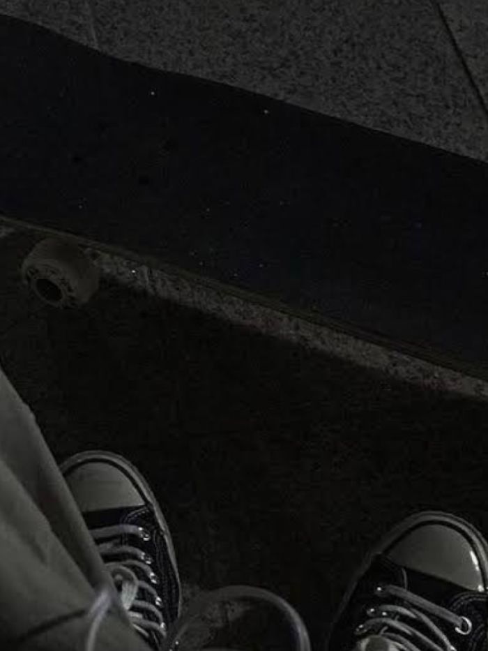 story-img