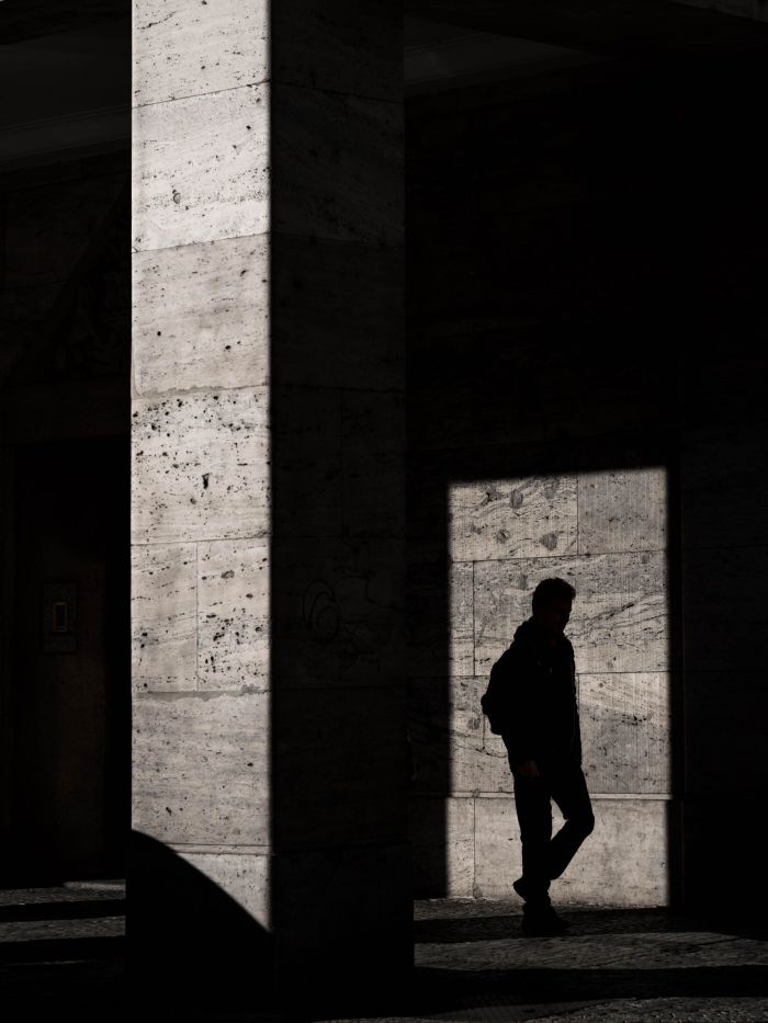 story-img