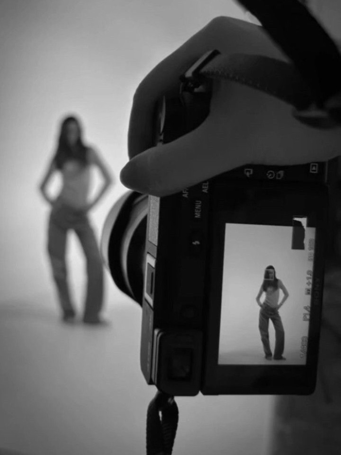 story-img