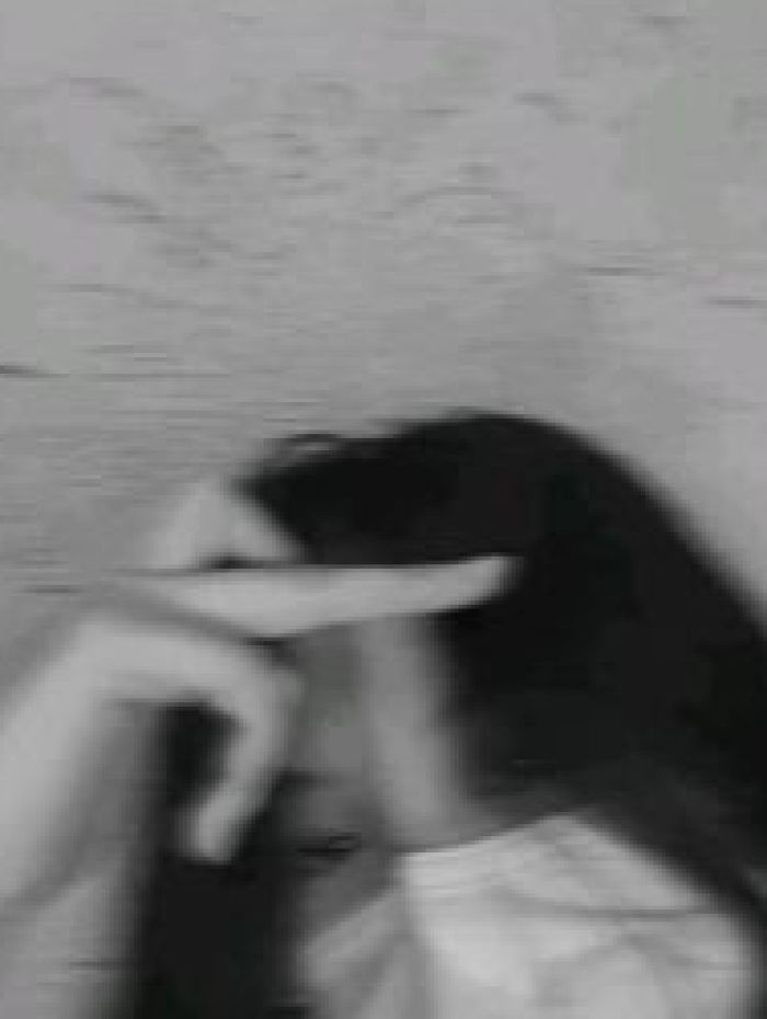 story-img