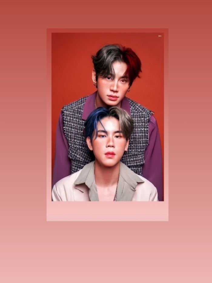 story-img