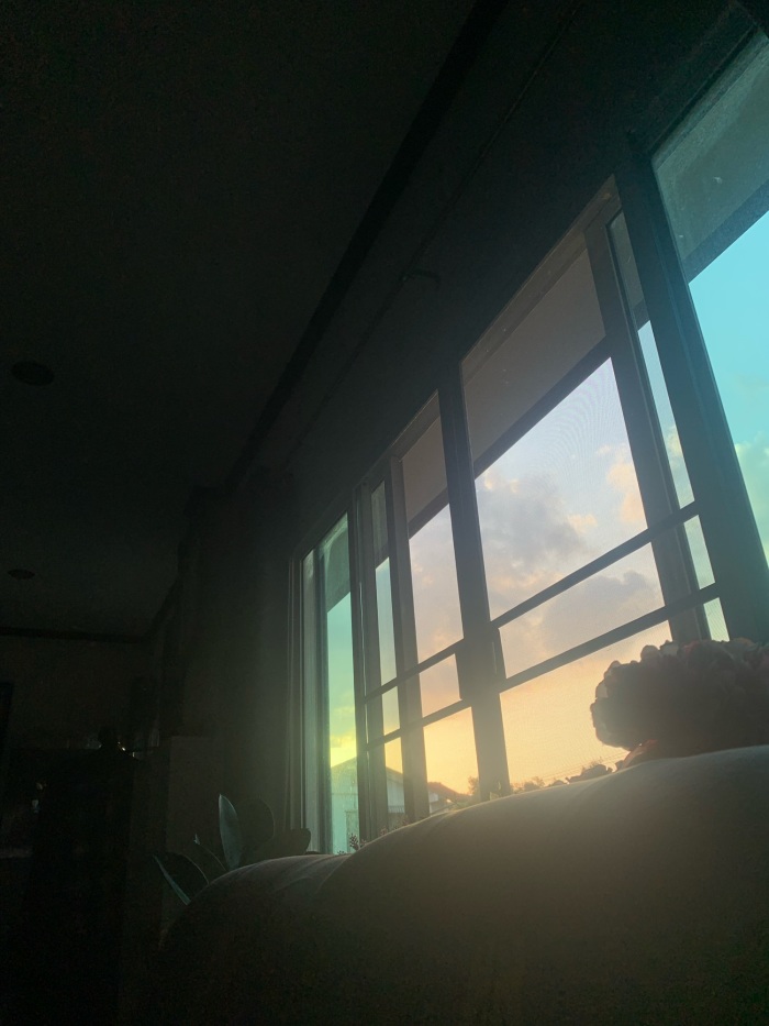 story-img