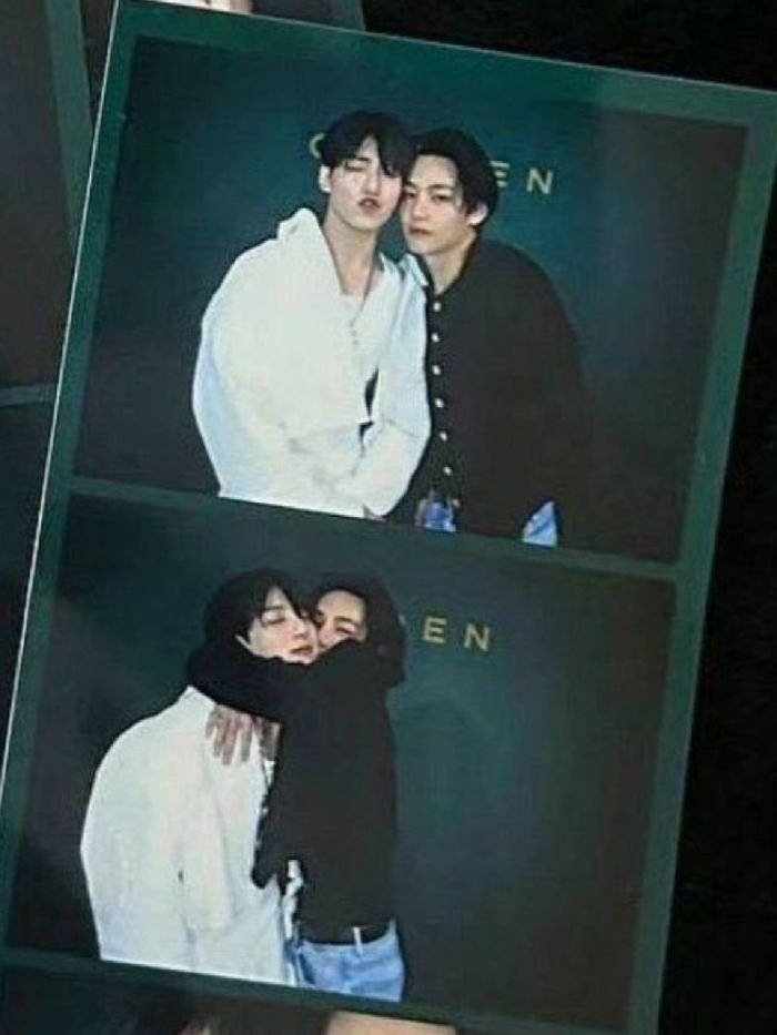 story-img