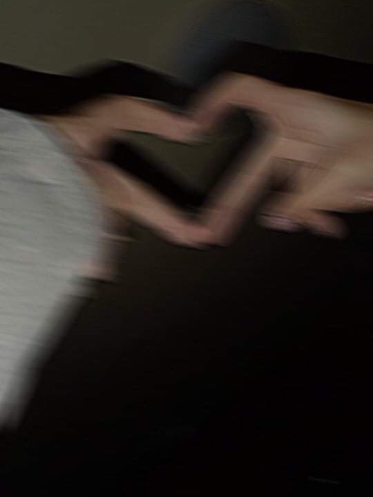 story-img