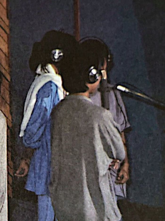 story-img