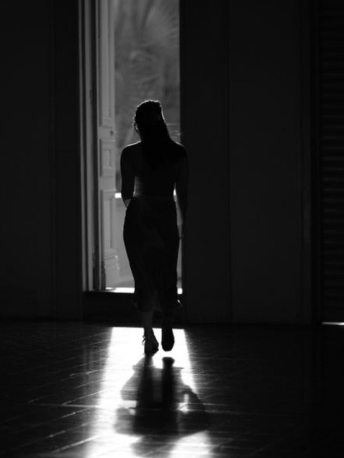 story-img