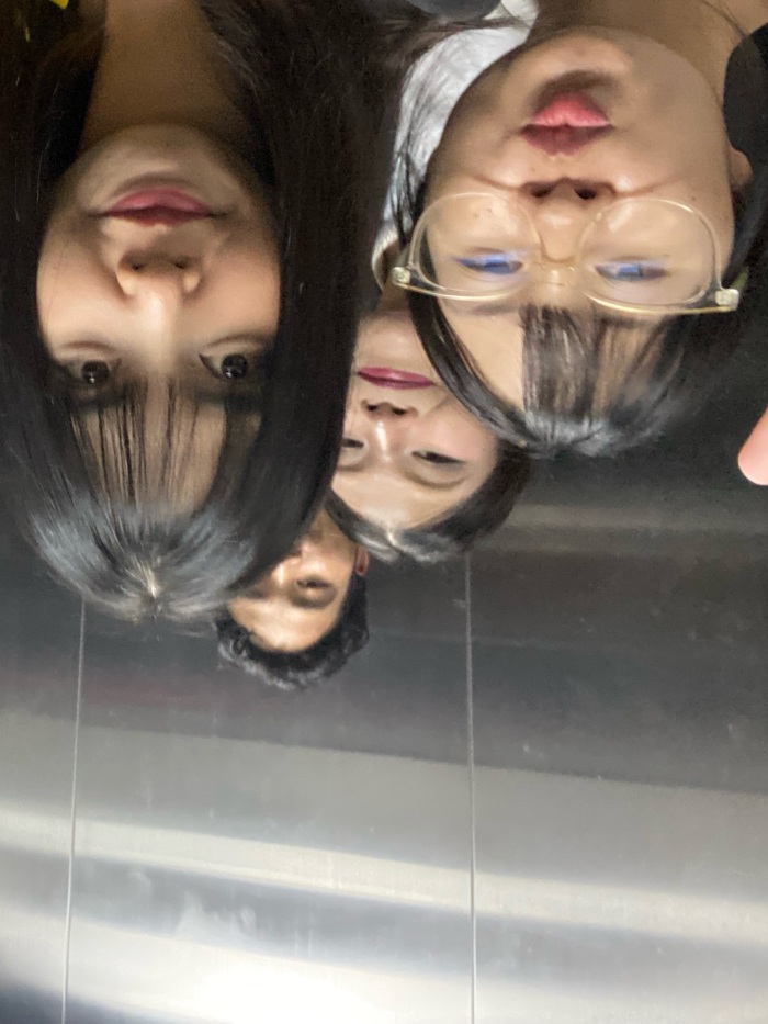 story-img